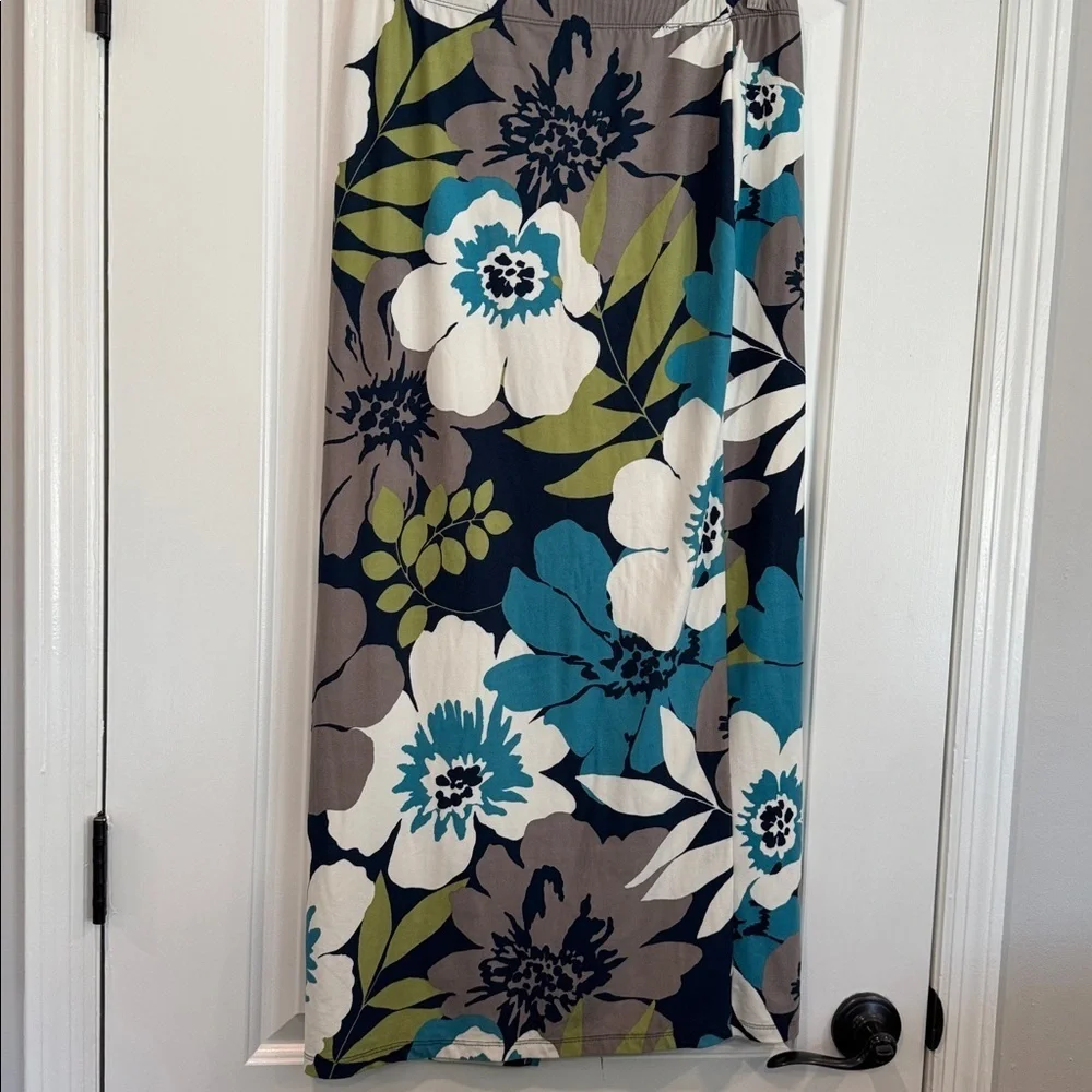 Gilli Multicolor Soft Floral Stretch Wrap Skirt Size Medium
